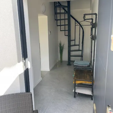 Koniec Swiata Dom 84m2 Z Balia I Basenem Na Wylacznosc