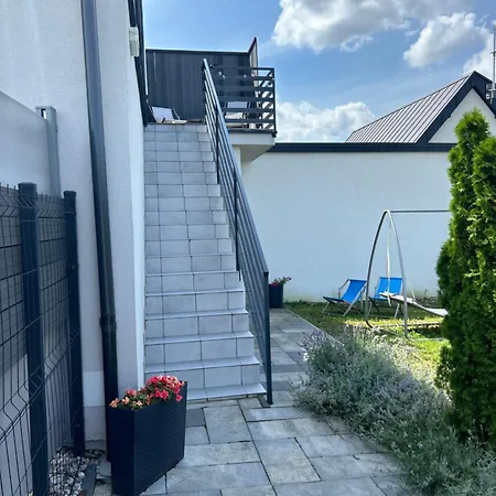 Koniec Swiata Dom 84m2 Z Balia I Basenem Na Wylacznosc Дом отдыха