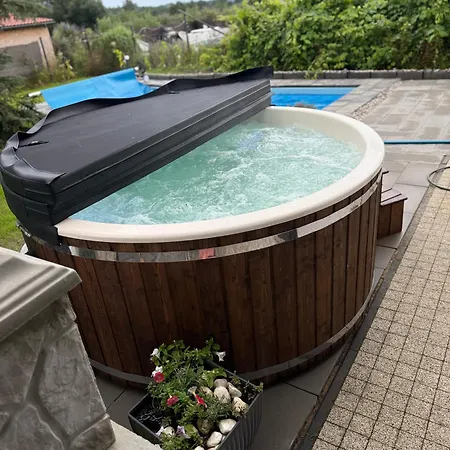 Koniec Swiata Dom 84m2 Z Balia I Basenem Na Wylacznosc *